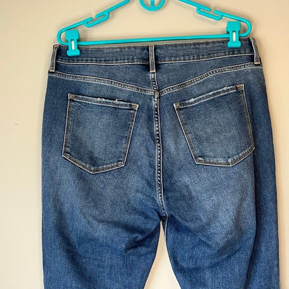 Old Navy Medium Wash High Rise Power Slim Distressed Straight Jean Size 14 - Picture 6 of 11